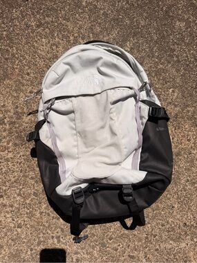 The North Face Recon Light Gray & Black Backpack